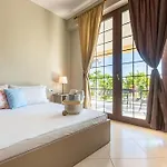Color - South Paradise 4 * Himara
