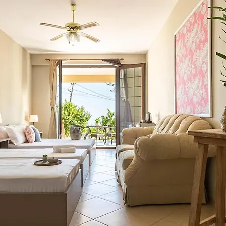 Color - South Paradise 4 Apartment