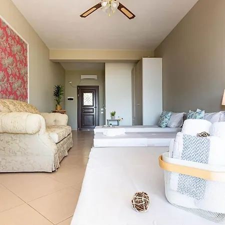 Color - South Paradise 4 Apartment